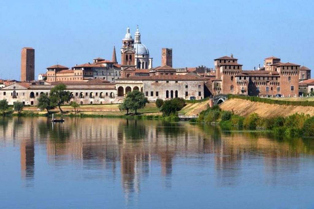 Ferienwohnung Residenza Bonomi 23 Mantua Exterior foto